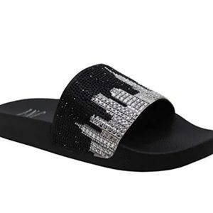 INC International Concepts Peymin City Skyline Pool Slides